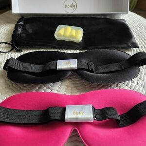 NWT His & Hers Real Silk 3D Travel Sleep Masks Blindfolds VALENTINE'S DAY GIFT